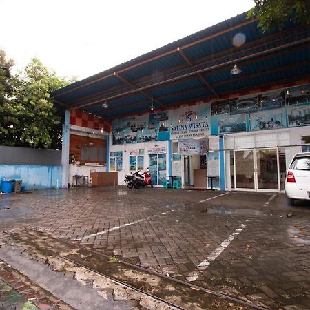 SPOT ON 2425 Salina Hotel Syariah Sidoarjo Bagian luar foto