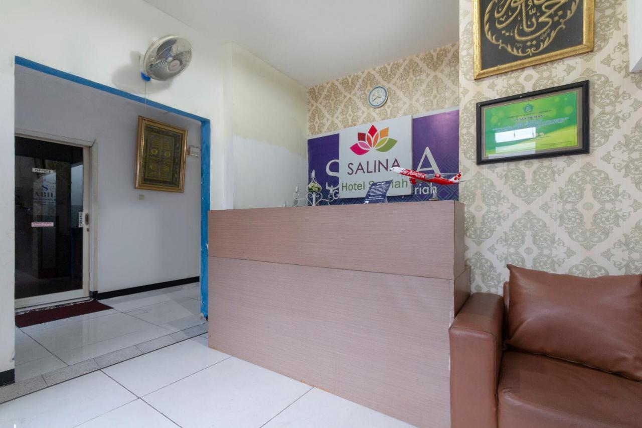 SPOT ON 2425 Salina Hotel Syariah Sidoarjo Bagian luar foto